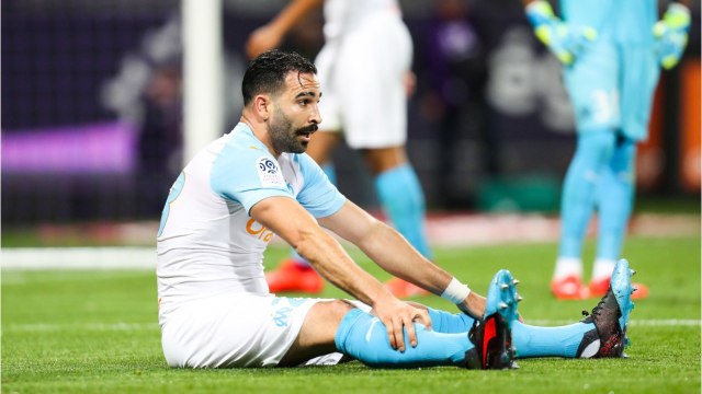 VOICI - Adil Rami bientôt viré de l’Olympique de Marseille ? Le tacle du président du club
