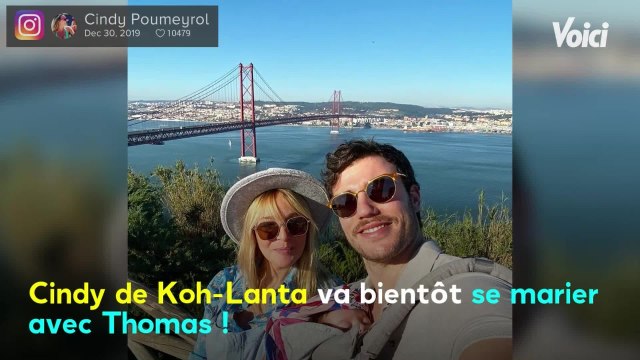 VOICI - Cindy (Koh-Lanta) : seins nus dans la neige, elle se sert de ses skis comme cache-tétons