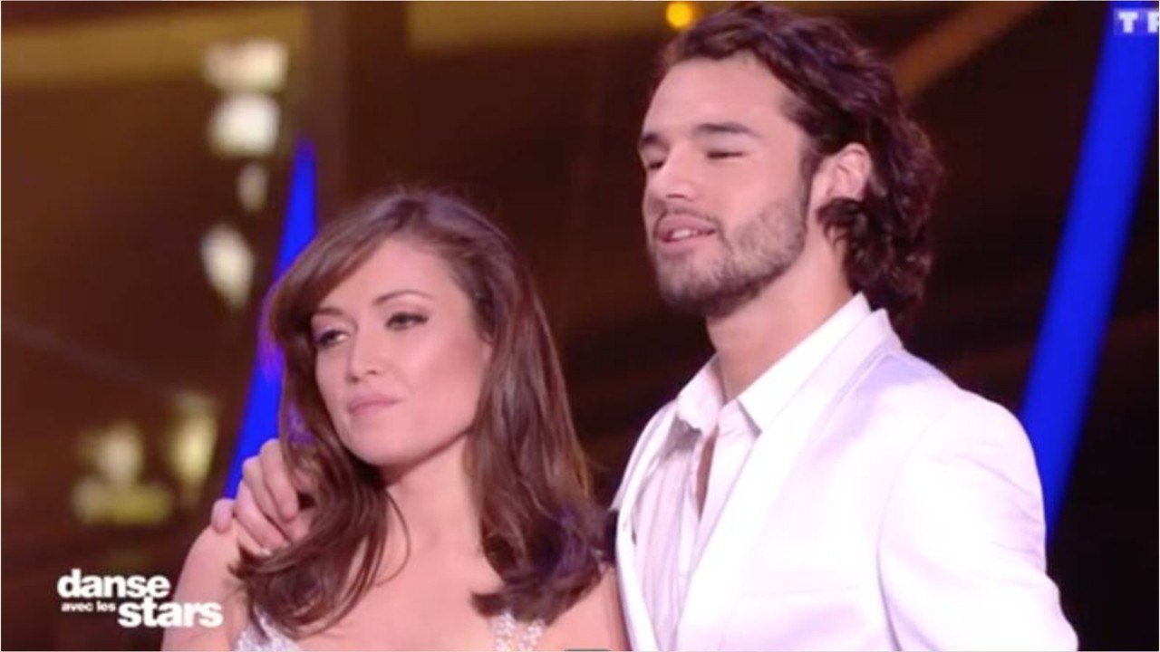VOICI - Danse avec les stars 10 : Elsa Esnoult punie par Anthony Colette, elle se confie sur son entraînement à la dure
