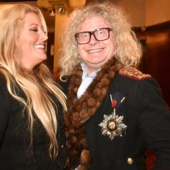 voici SOCIAL Loana admise dans un hôpital psychiatrique : son état serait "grave" (Publié) (1)