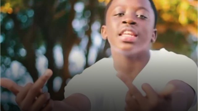 VOICI C Glizzy : le rappeur de 16 ans, ami de XXXTentacion, blessé par balle à la tête