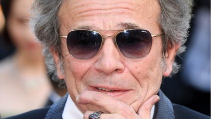 VOICI -Julien Clerc : cette pique de Philippe Manœuvre qui risque de le mettre hors de lui