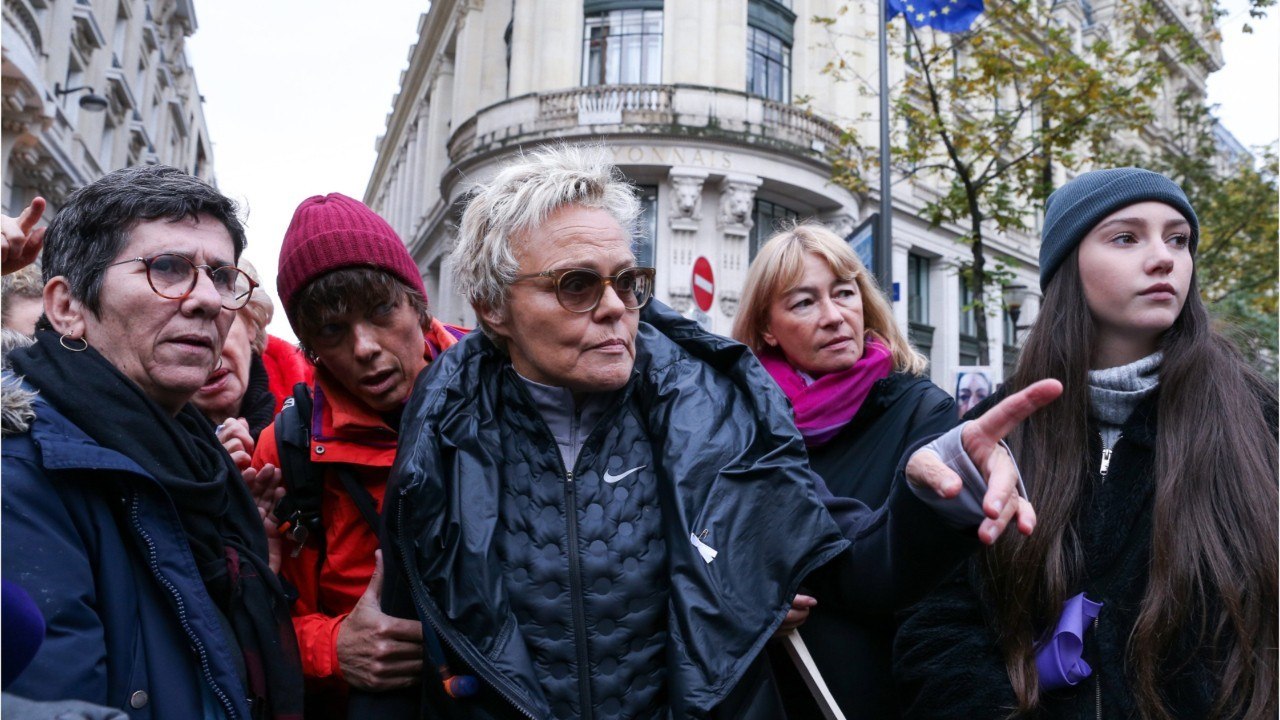 VOICI - PHOTO Muriel Robin : son bel hommage au père de sa compagne Anne Le Nen