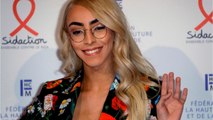 VOICI - Bilal Hassani prend la pose avec sa célèbre 