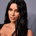 VOICI social - Kim Kardashian Maman : Le Prénom De Son Bébé Loin De Faire L'unanimité (1)