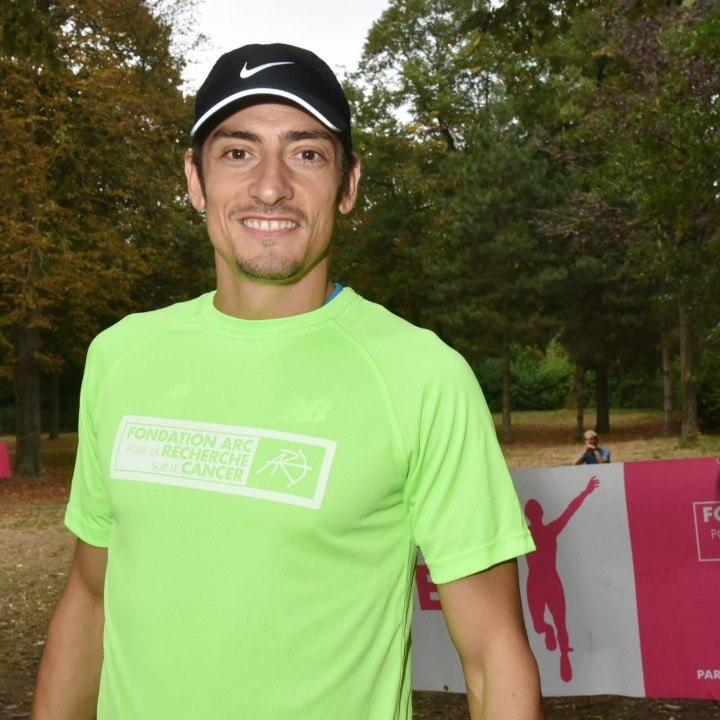 VOICI SOCIAL - Claude Dartois (Koh-Lanta) rend un bel hommage à Victorine Dartois, la jeune fille retrouvée morte à Villefontaine