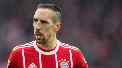 VOICI - Franck Ribéry déguisé pour Pâques : il se fait tacler par les internautes