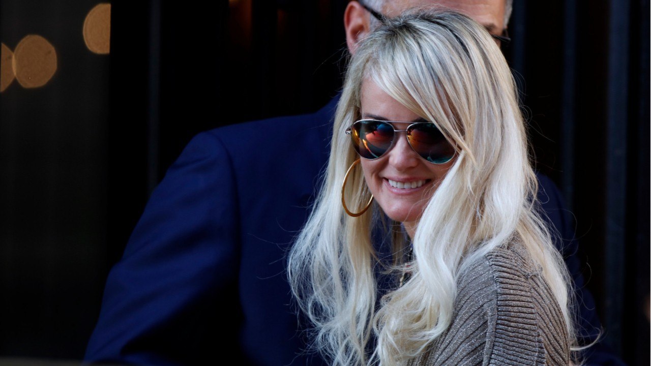 VOICI – Laeticia Hallyday au Vietnam : cette nouvelle qui lui redonne le sourire