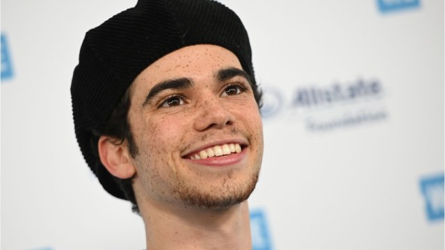 VOICI : Mort de Cameron Boyce : sa maman lui rend touchant hommage à l'occasion de la fête des mères