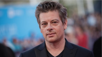 VOICI - Benjamin Biolay tire la sonnette d'alarme sur l'avenir de sa profession