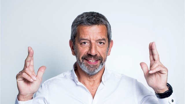 VOICI - Michel Cymes revient sur les critiques dont il a fait l'objet et répond à ses détracteurs