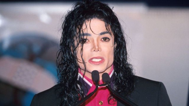 VOICI Michael Jackson accusé de pédophilie : ses proches contre-attaquent dans un nouveau documentaire