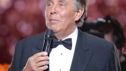 VOICI - Karine Ferri beaucoup moins bien payée que Jean-Pierre Foucault pour le Loto : leurs salaires révélés