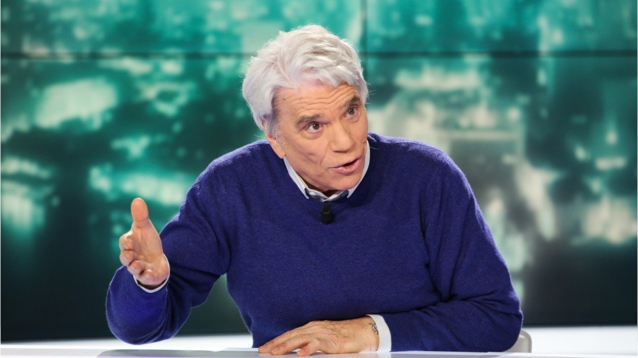 VOICI - Bernard Tapie quitte le studio d’Europe 1 : son fils Stéphane dézingue Audrey Crespo-Mara