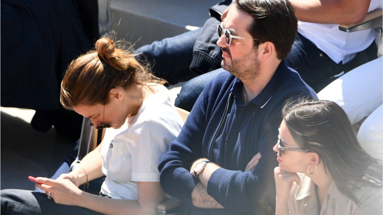 Voici - PHOTO Jean-François Piège papa pour la deuxième fois : découvrez la première photo de sa fille