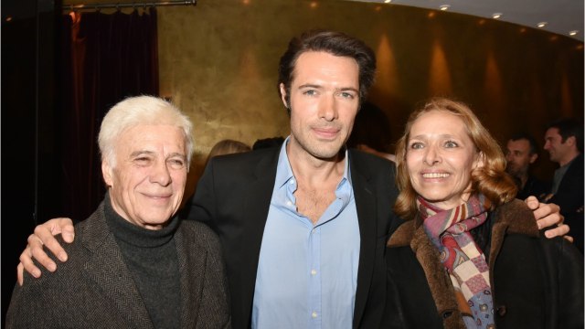 VOICI - Mort de Guy Bedos : qui sont les quatre enfants qu'il laisse derrière lui ?