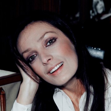 VOICI social - Marie Laforêt : Cette Phrase D’Alain Delon Qu’elle N’a Pas Du Tout Appréciée (1)