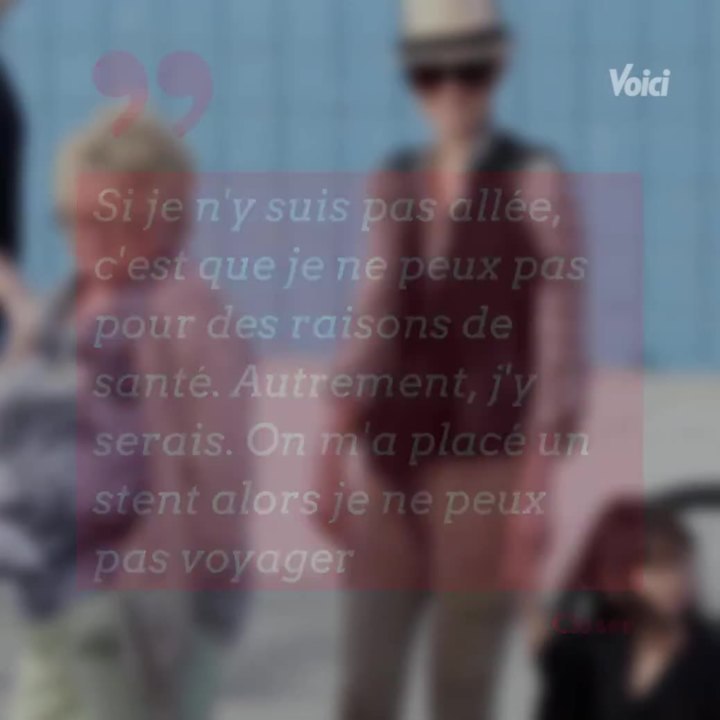 Copy of: VOICI Laeticia Hallyday à Saint-Barth : pourquoi sa Mamie Rock n’ira pas se recueillir sur la tombe de Johnny