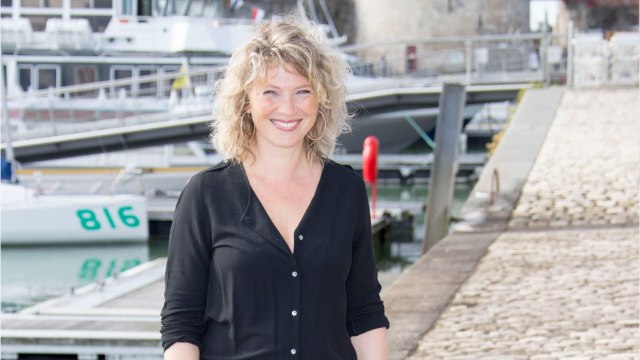 VOICI - Cécile Bois malade du coronavirus, elle se montre rassurante