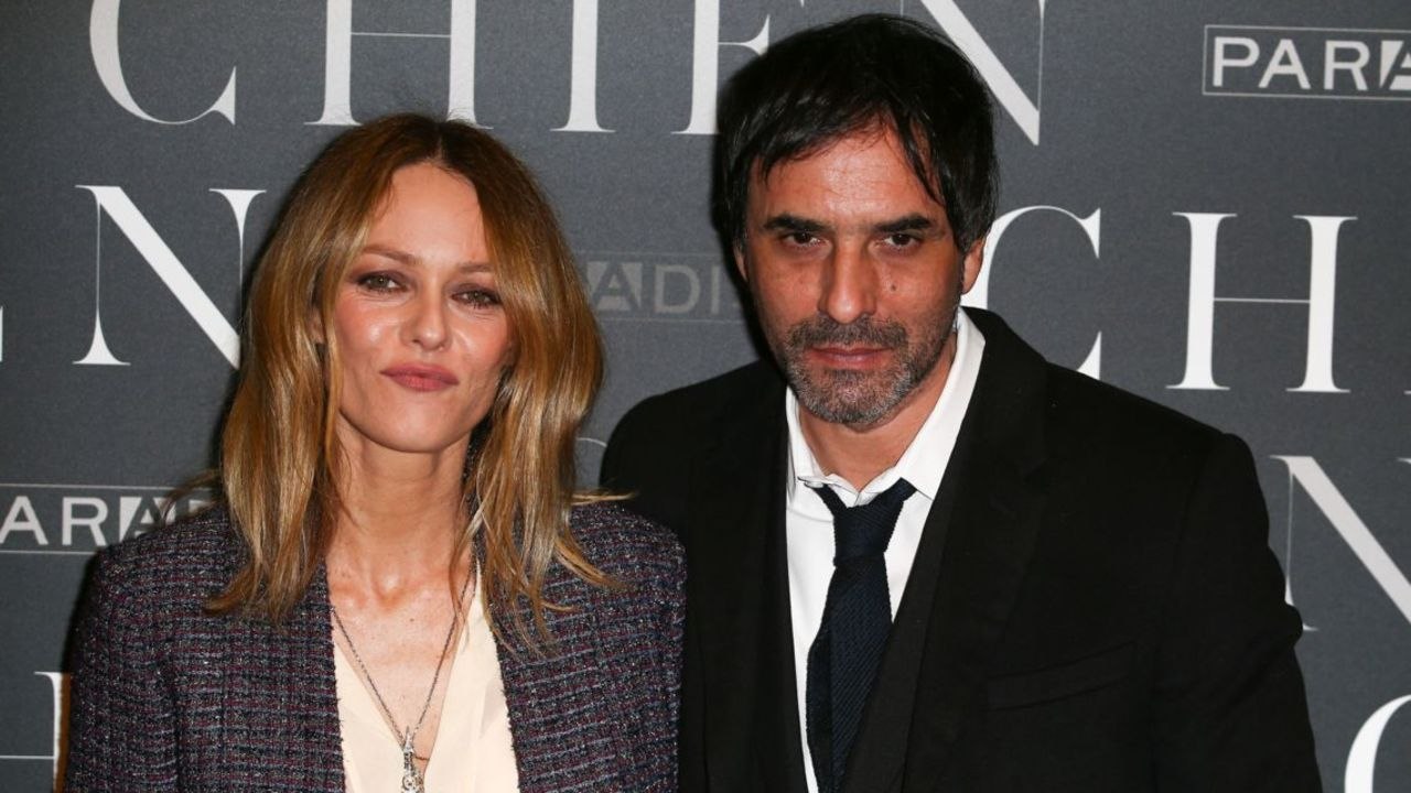 VOICI Vanessa Paradis et Samuel Benchetrit heureux : Lily-Rose Depp et Jules Benchetrit ont déjà franchi un grand pas
