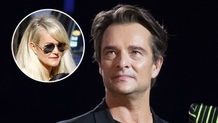VOICI - David Hallyday : pourquoi le clan de Laeticia est furieux du comportement du chanteur