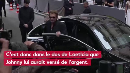 VOICI Johnny Hallyday : le secret de famille qu’il cachait à Laeticia