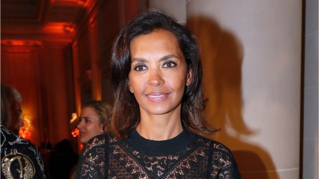 VOICI - PHOTOS Karine Le Marchand propose aux célibataires de les aider à trouver l'amour... sur Instagram !