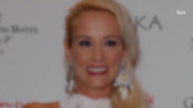 VOICI - Elodie Gossuin : vexée par Cyril Hanouna, elle lui fait une demande très étonnante