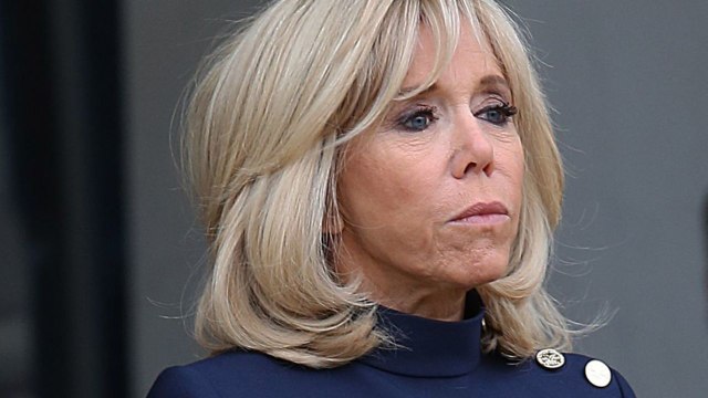 VOICI Brigitte Macron : cette personnalité IMPROBABLE avec qui elle a été confondue