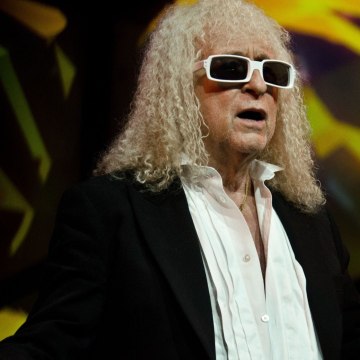 VOICI - Michel Polnareff Inquiet Pour Ophélie Winter (2)