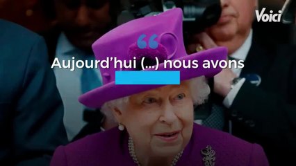 VOICI - Elizabeth II confinée : la reine sort du silence dans un vibrant message