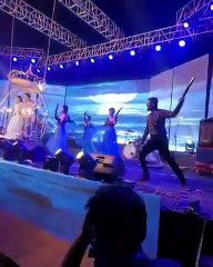 Düğündeki sahne şovu felaketle bitti