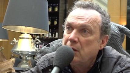 VOICI - Les confidences de Julien Lepers sur Johnny Hallyday