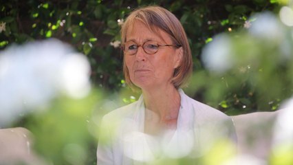 VOICI - Françoise Nyssen : comment la ministre de la Culture a surmonté le suicide de son fils