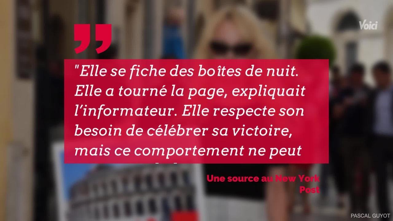 VOICI - PHOTO Adil Rami bientôt célibataire ? Pamela Anderson répond aux rumeurs