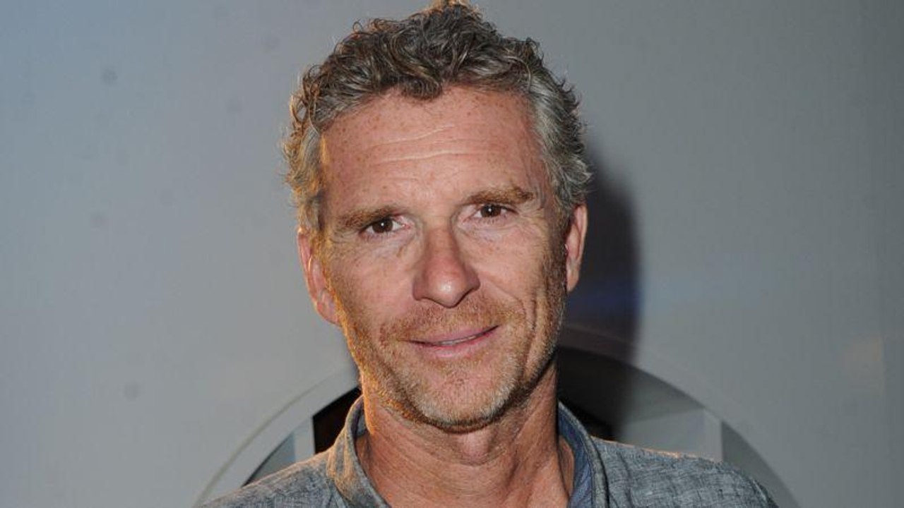 VOICI - Koh-Lanta, Le Combat des héros : une boulette de Denis Brogniart n’est pas passée inaperçue