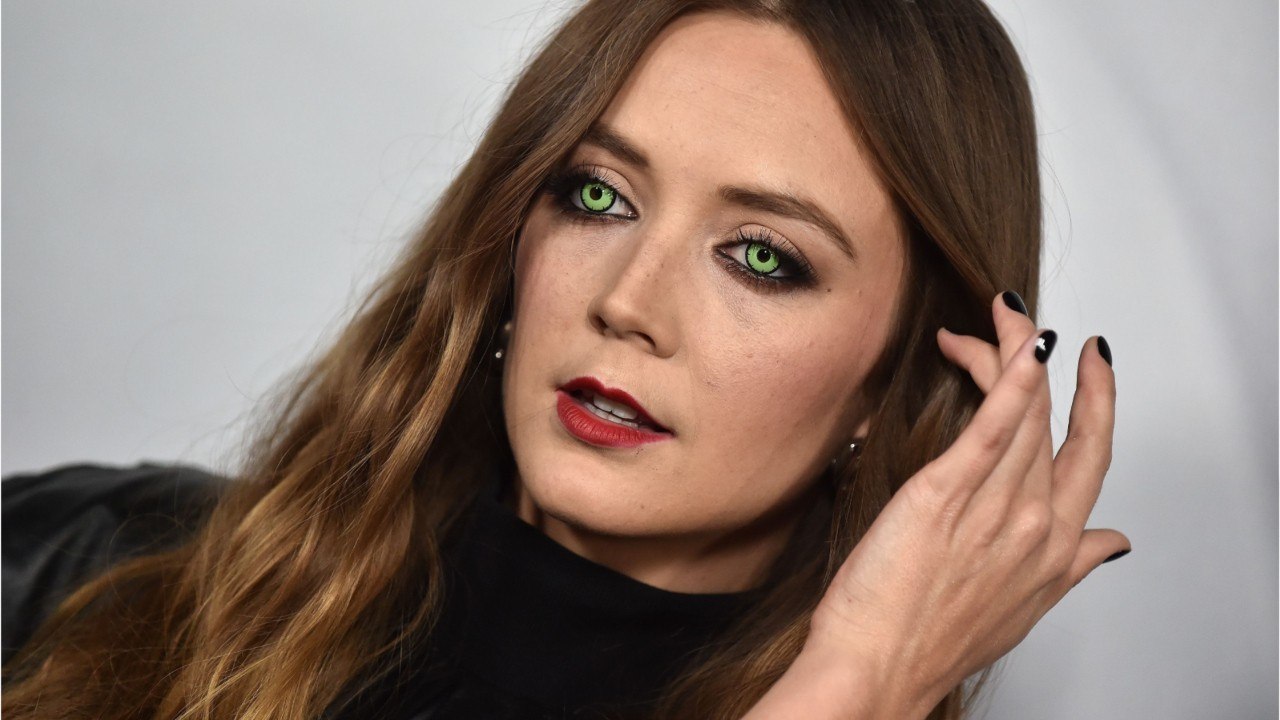 VOICI-PHOTO Carrie Fisher : Sa fille Billie Lourd lui rend un vibrant hommage sur les réseaux sociaux