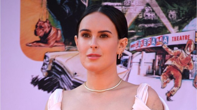 VOICI Rumer Willis, la fille de Demi Moore et Bruce Willis revient sur le body shaming qu'elle a subi pendant l'adolescence