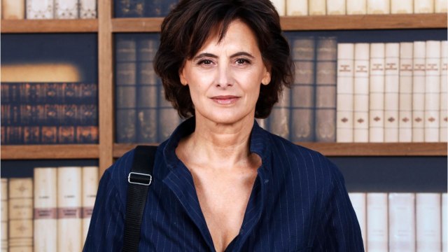 VOICI - Inès de la Fressange dévoile un adorable cliché de sa fille pour ses 20 ans