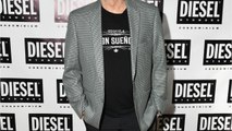 VOICI-Charlie Sheen : les accusations de viol sur mineur qui pesaient sur l'acteur refont surface