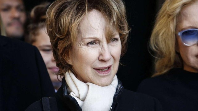 VOICI - Héritage de Johnny Hallyday : Mamie Rock assure que Nathalie Baye savait beaucoup de choses