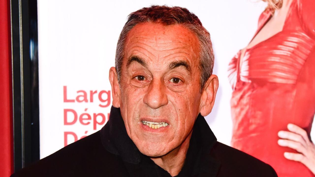 VOICI Stéphane Guillon dévoile les coulisses de Salut les Terriens