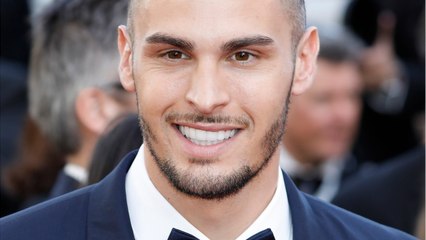 VOICI - Baptiste Giabiconi affiche son corps de rêve et dévoile le secret pour le séduire