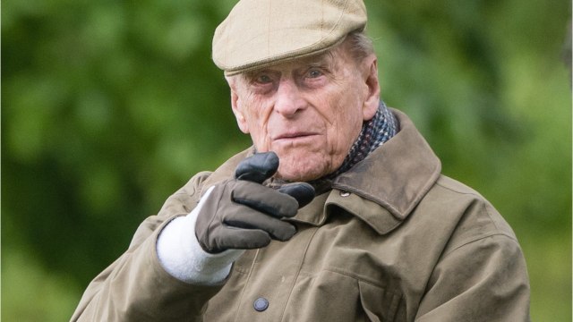 VOICI // Le Prince Philip Sort De Ses Gonds À Cause De Meghan Markle Et Du Prince Harry (1)