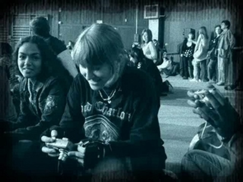 Année De 1STL2-1 Au Lycée Marie Curie