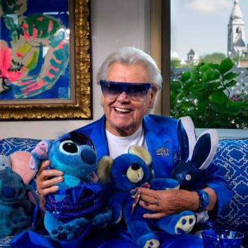 VOICI Mort De Michou : L’une De Ses Dernières Volontés Non Respectée, Découvrez Pourquoi