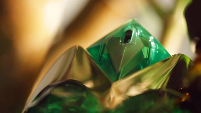 Nos beauty crushs : Aura, l’Eau de Parfum signé Thierry Mugler et l’Huile Ensorcelante Garancia