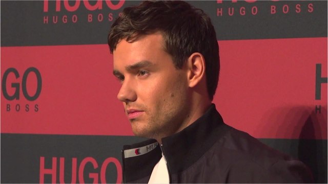 VOICI - Liam Payne entièrement nu : le cliché qui rend fous les internautes