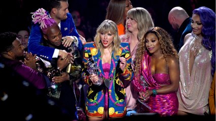 VOICI - Taylor Swift : après son discours violent anti Trump, elle est rappelée à l'ordre par la Maison Blanche