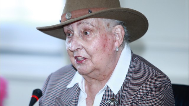 VOICI - V2 Décès De L’Infante Pilar De Bourbon : Le Prince Felipe VI D'Espagne En Deuil (1)